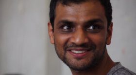 Astanga yoga mesteren kommer til København