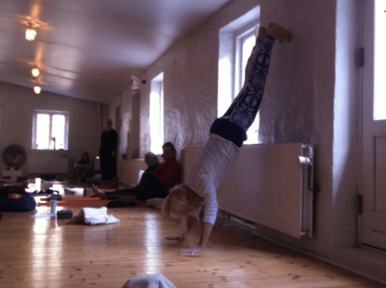Yoga at the wall Hamsa Yoga Nørrebro